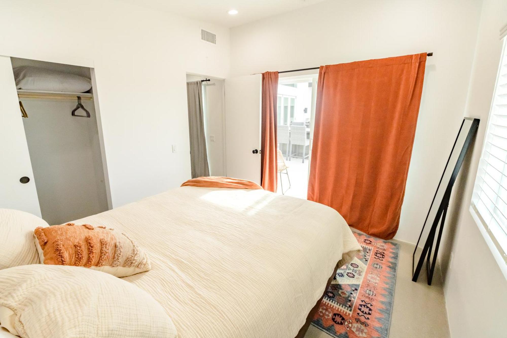 Coyote Tracks - A Modern Desert Experience Villa โจชัวทรี ภายนอก รูปภาพ