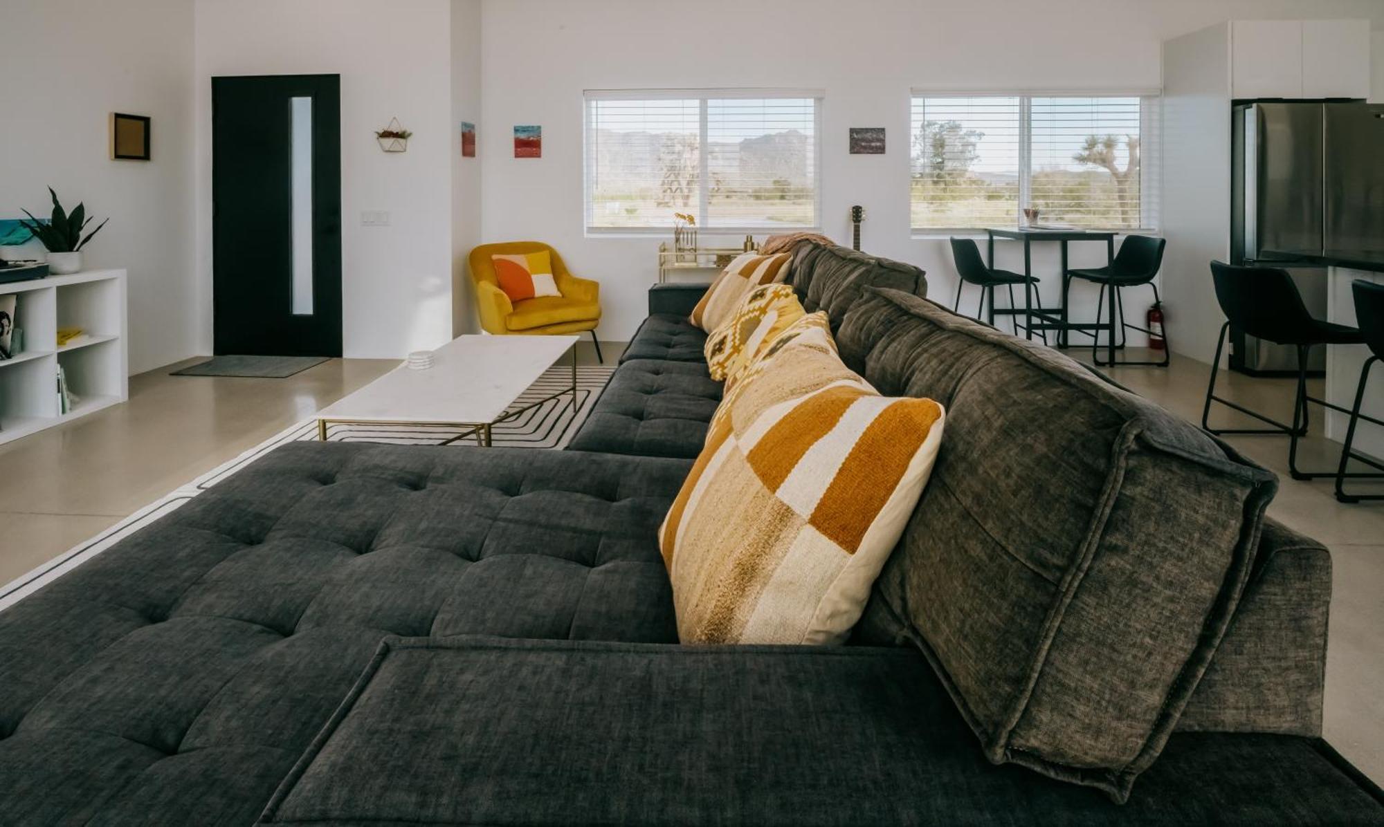Coyote Tracks - A Modern Desert Experience Villa โจชัวทรี ภายนอก รูปภาพ